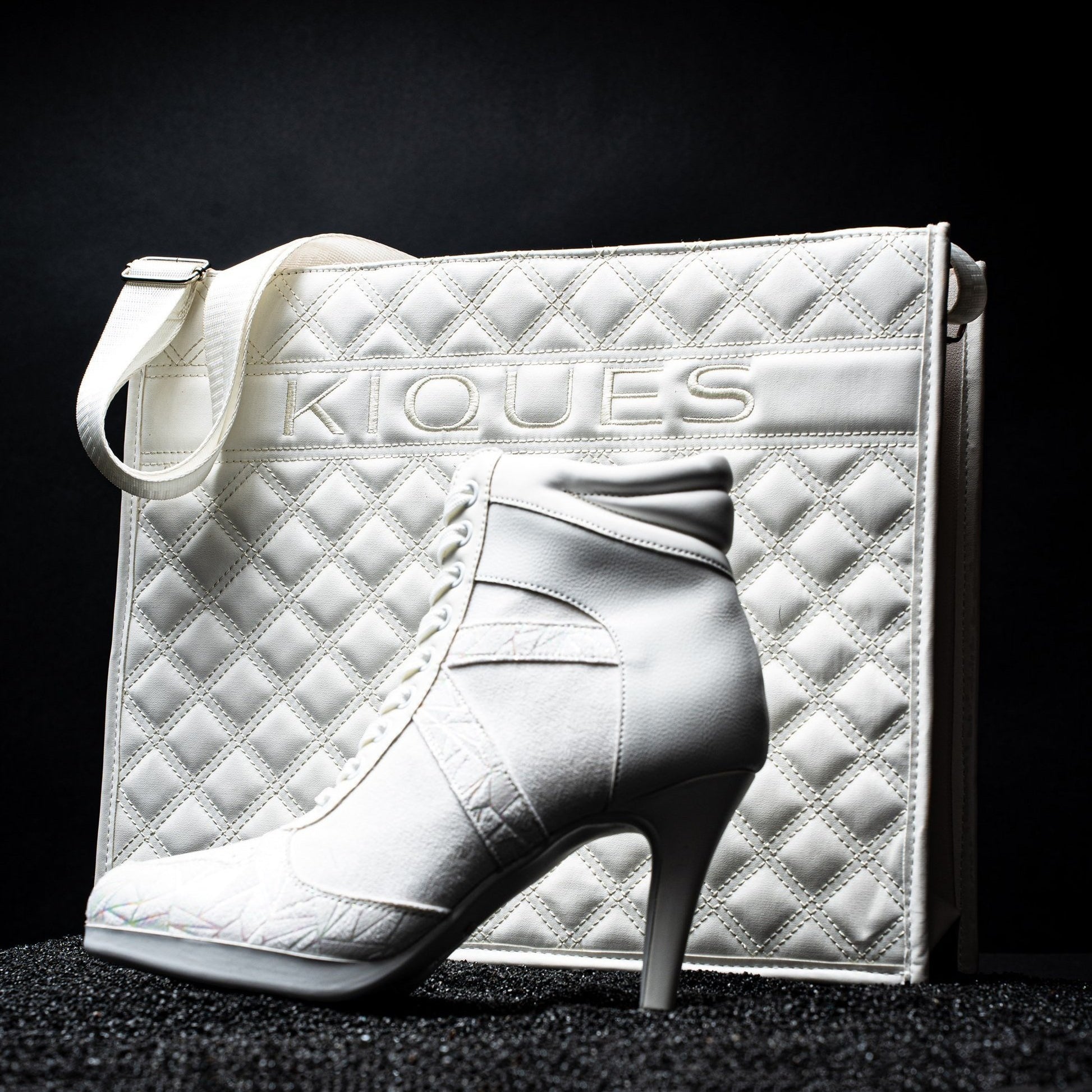 Oniques - Vanilla - with matching Shoe Tote-KQS2206-VAN-42